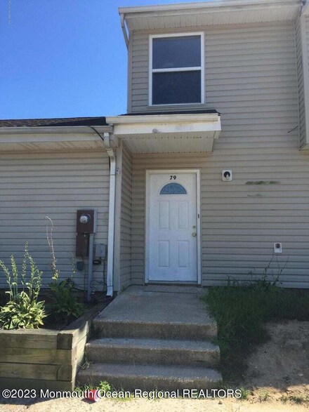79 Lexington Blvd, Barnegat, NJ 08005