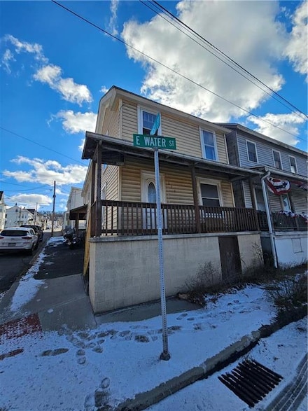 226 E Water St, Coaldale, PA 18218
