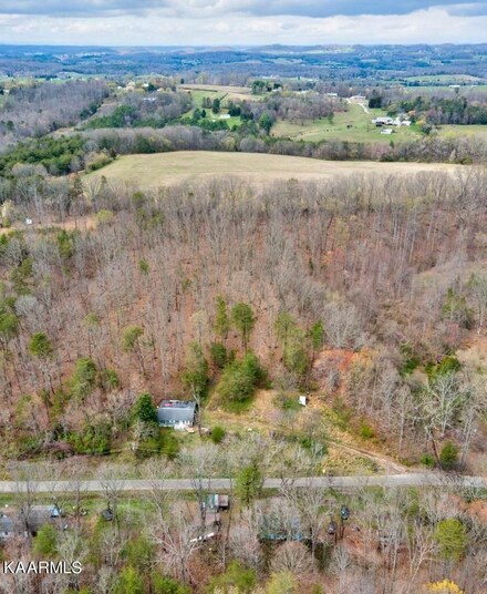 7235 Russell Hollow Rd, Maryville, TN 37801