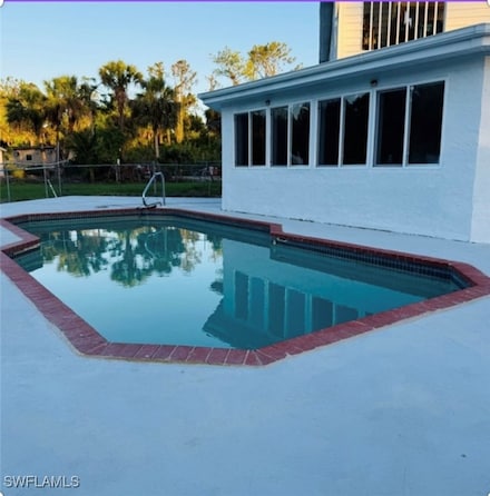 250 10th St NE, Naples, FL 34120