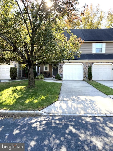 313 Hazelwood Ln, Marlton, NJ 08053