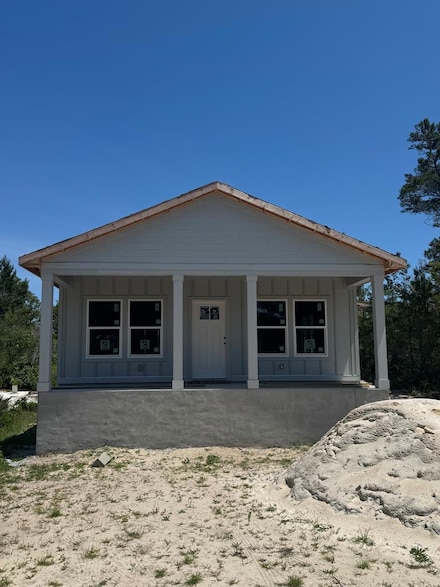 1589 Sea Breeze Way, Carrabelle, FL 32322