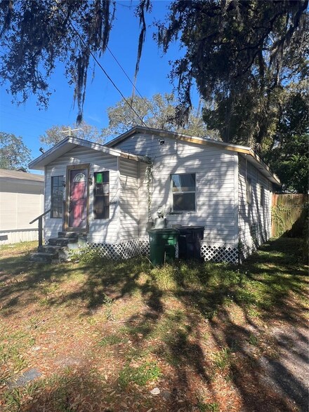 1202 E Osborne Ave, Tampa, FL 33603