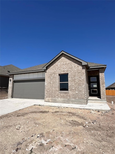 253 Little Green Trail, Jarrell, TX 76537