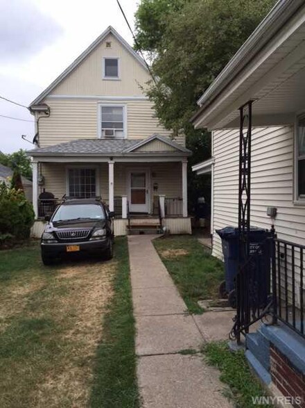 96 Saint Joseph Ave, Buffalo, NY 14211