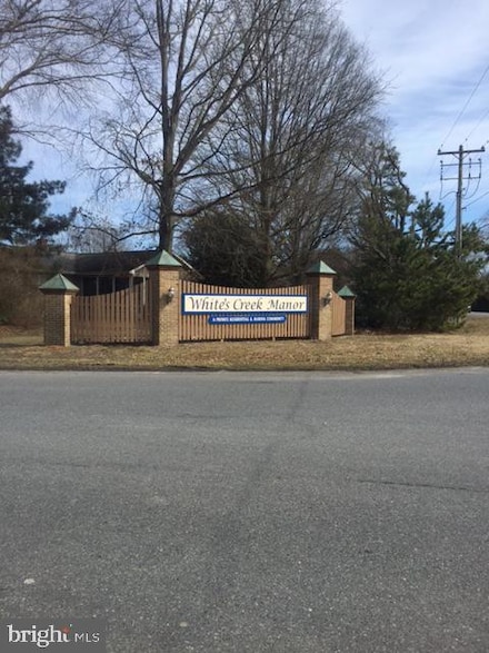 131 Naomi Dr, Ocean View, DE 19970