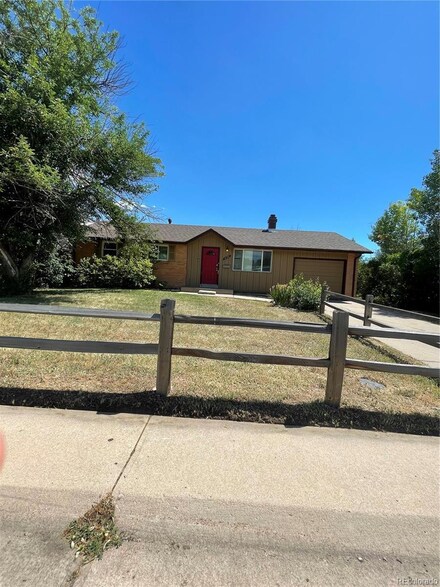470 S Nome Way, Aurora, CO 80012