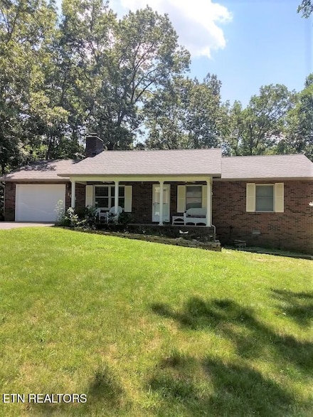 104 Sheffield Dr, Crossville, TN 38558