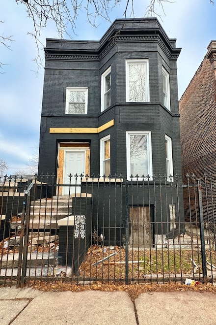 1212 W 51st St, Chicago, IL 60609