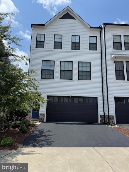 25419 Hartland Orchard Terrace, South Riding, VA 20152