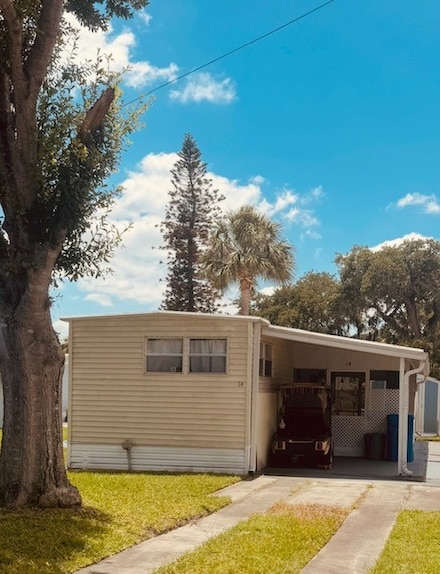 14 Dawn Ln, Florida Ridge, FL 32962