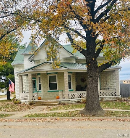 111 W Madison Ave, Owensville, MO 65066