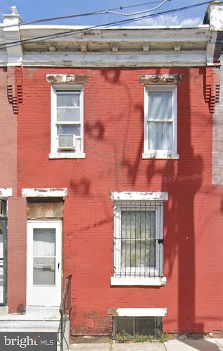 725 W Ontario St, Philadelphia, PA 19140