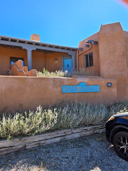 307 Valverde St Unit 4, Taos, NM 87571