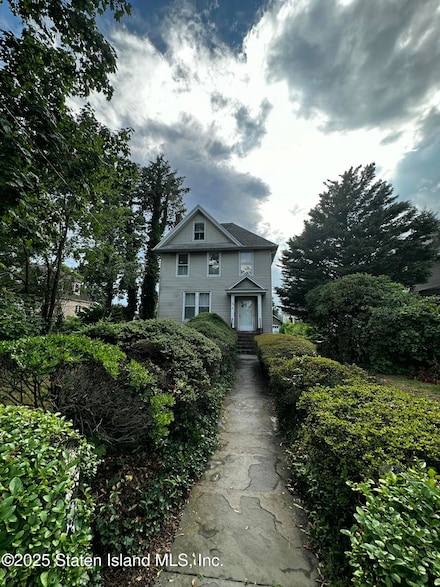 188 Davis Ave, Staten Island, NY 10310