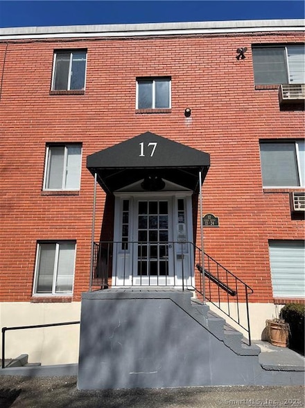17 Ferris Ave Unit 12, Norwalk, CT 06854