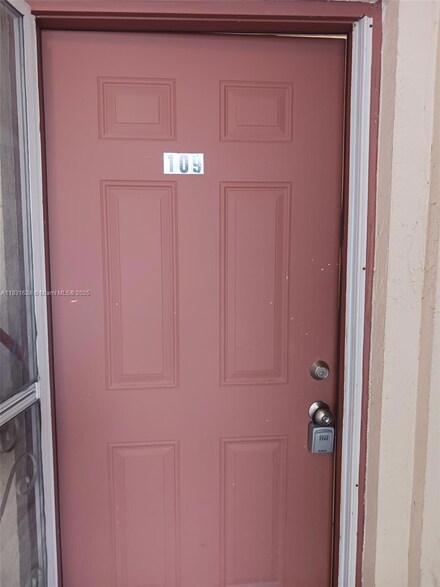 5900 NW 17th Place Unit 109, Sunrise, FL 33313