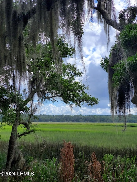 14 Sheldon Ln, Seabrook, SC 29940