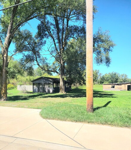 3332 W 45th Ave, Gary, IN 46408