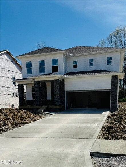 7797 Clydesdale Dr, Mentor, OH 44060