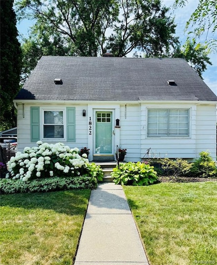 1822 Haynes St, Birmingham, MI 48009