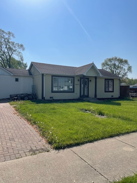 7927 Lotus Ave, Burbank, IL 60459