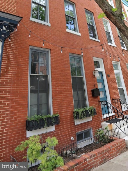2129 E Lombard St, Baltimore, MD 21231