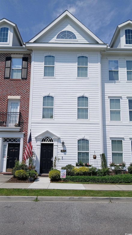 815 Murray Ave, Myrtle Beach, SC 29577