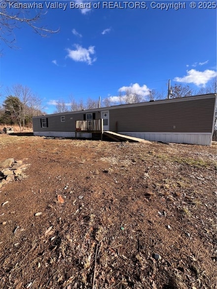473 Island Run, Spencer, WV 25276