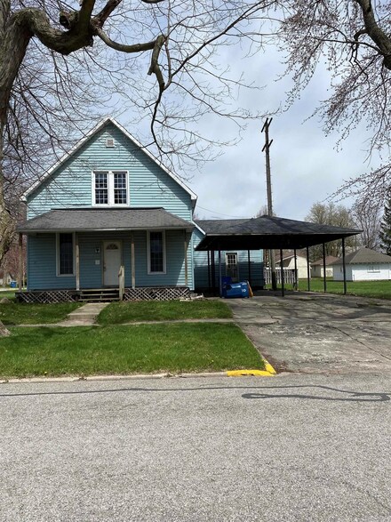 201 N Sycamore St, North Manchester, IN 46962