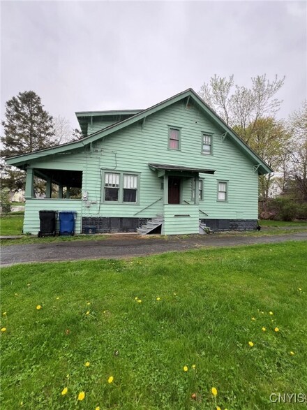 1332 W Colvin St, Syracuse, NY 13207