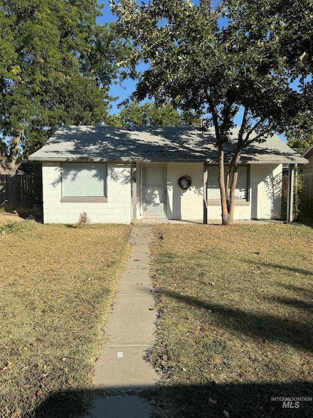 660 SW 2nd St, Ontario, OR 97914