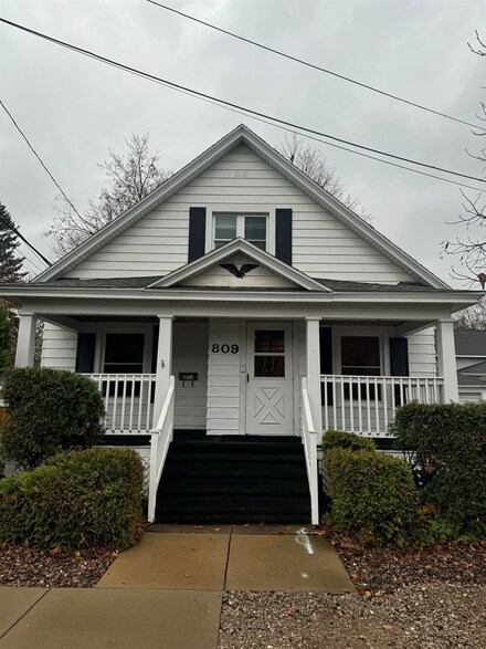 809 Prospect Ave, Wausau, WI 54403