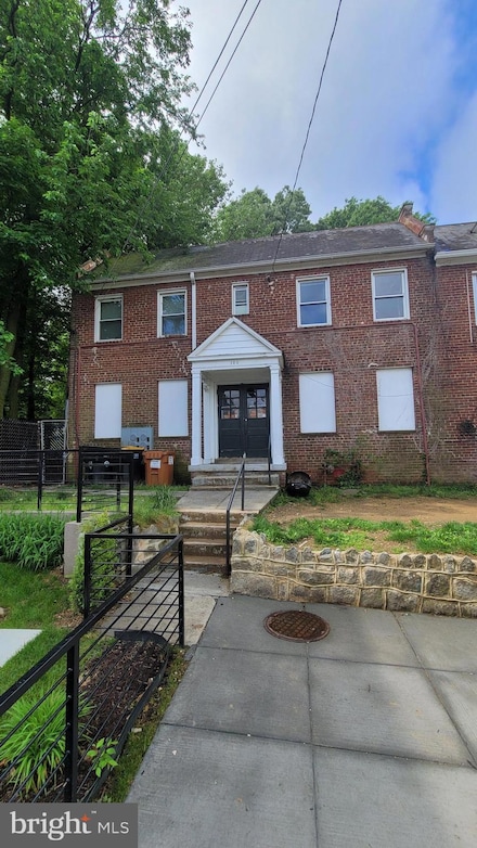 100 Emerson St NW, Washington, DC 20011