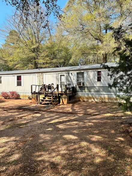 363 Cheney St, Shellman, GA 39886