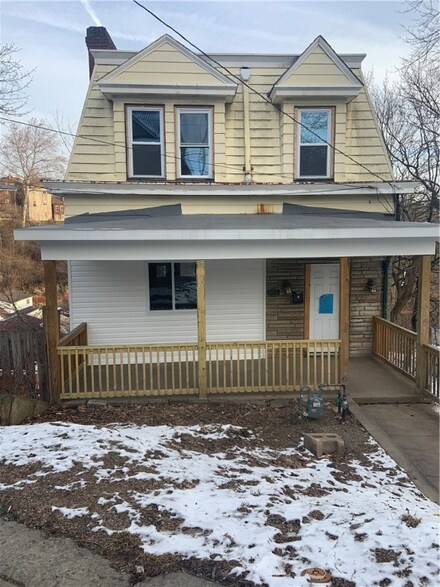 105 Venture St, Pittsburgh, PA 15214