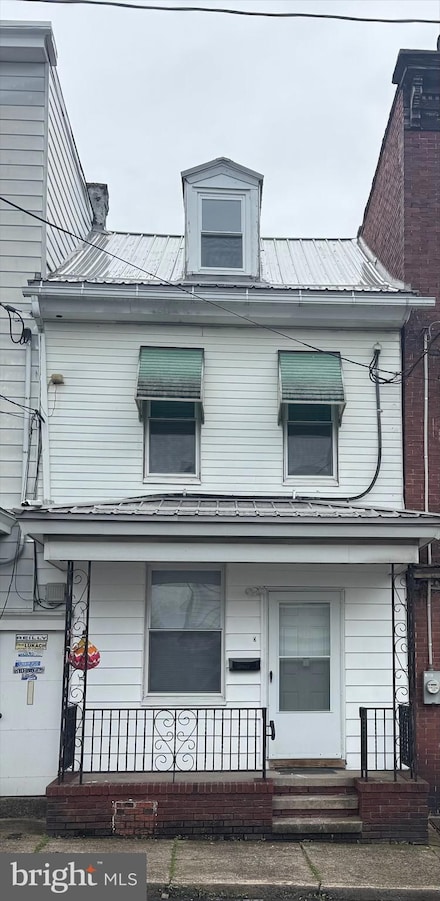 125 N West St, Shenandoah, PA 17976