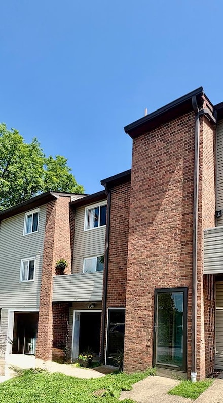 103 Northwood Dr, Wheeling, WV 26003