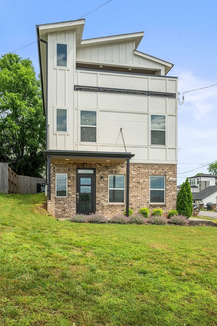 56 Twin St, Nashville, TN 37209