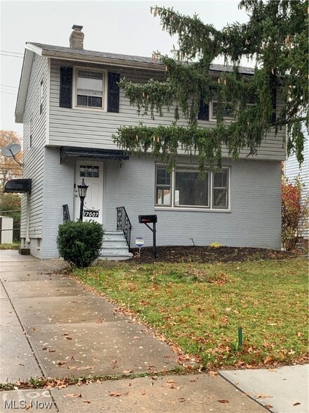 17007 Invermere Ave, Cleveland, OH 44128