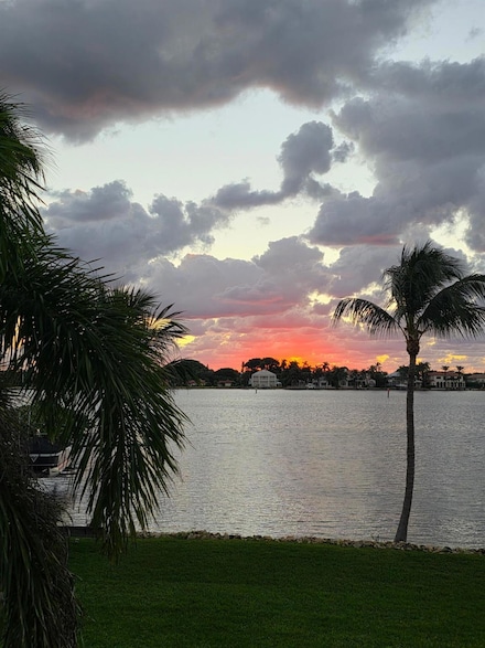 101 Ocean Cay Way, Hypoluxo, FL 33462