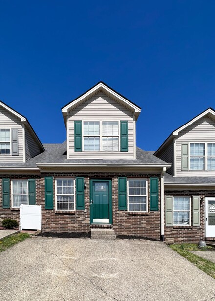 125 May Ct Unit 2B, Nicholasville, KY 40356