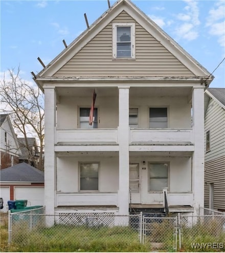 412 17th St, Niagara Falls, NY 14303