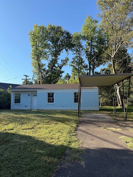 2575 Dakar Ave, Memphis, TN 38127