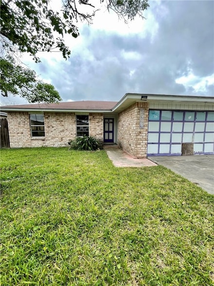2418 Vialoux Dr, Corpus Christi, TX 78418