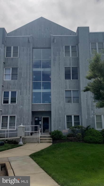 5215 Le Parc Dr Unit 2, Wilmington, DE 19809