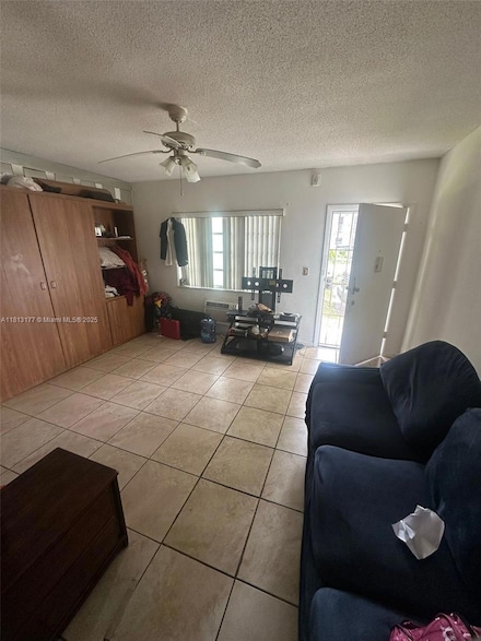 100 NW 204th St Unit 3, Miami, FL 33169