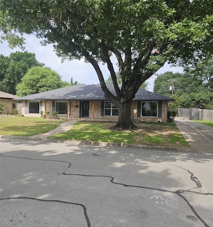 5012 Westhaven Dr, Fort Worth, TX 76132