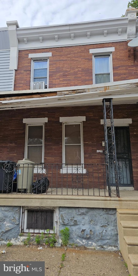 5541 Race St, Philadelphia, PA 19139