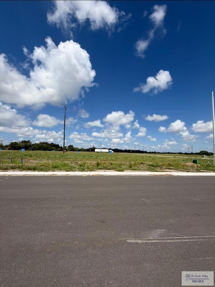 1521 Strawberry Cir, Brownsville, TX 78521